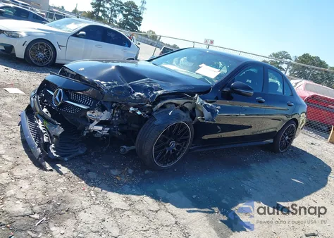 2019 Mercedes-Benz C 300 из США, поврежденный, VIN 55SWF8DB6KU311812